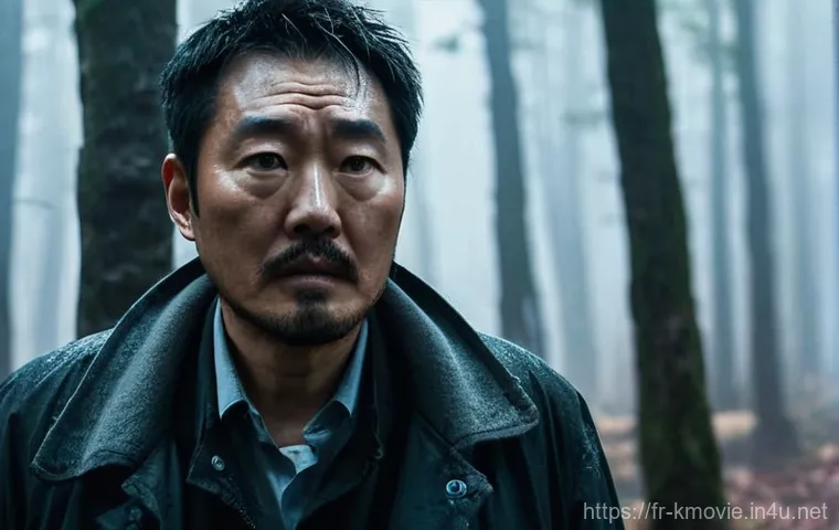 황정민과 곽도원의 연기 비교 - **Hwang Jung-min: The Charismatic Anti-Hero**
    A powerful full-body shot of actor Hwang Jung-min ...